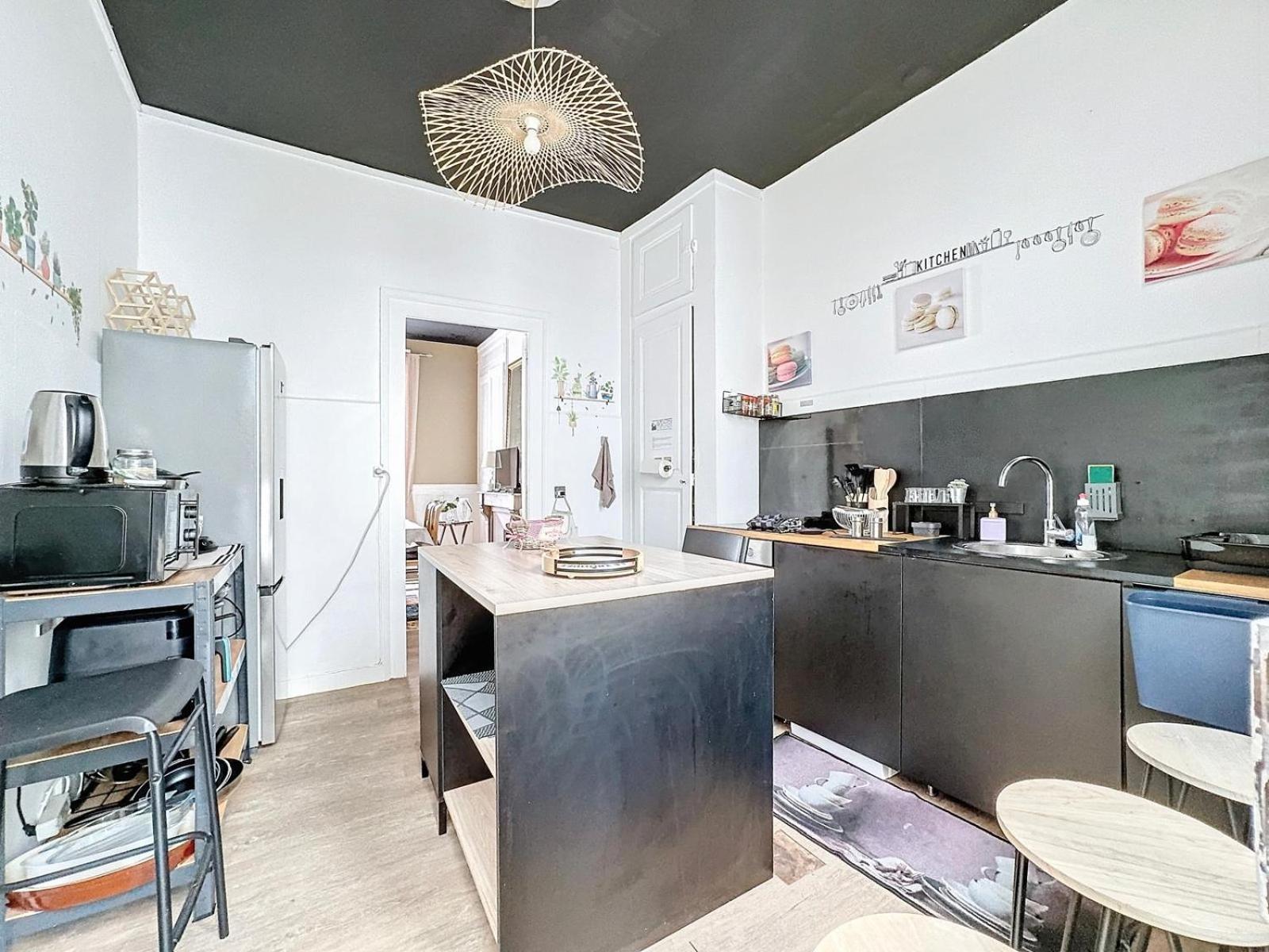 A1 Champagne Residence - 200 M2 14 Personnes 2 Toilets 4 Showers - Hyper Centre - Chalons En Champagne Buitenkant foto