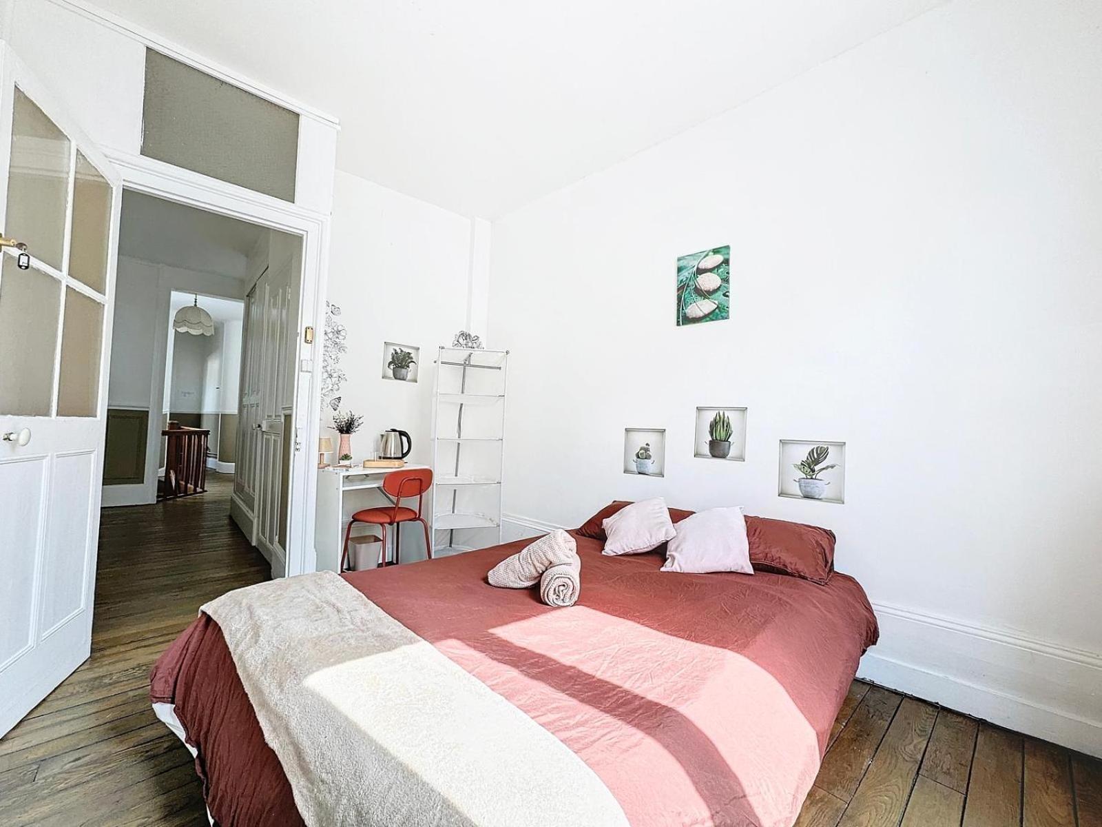 A1 Champagne Residence - 200 M2 14 Personnes 2 Toilets 4 Showers - Hyper Centre - Chalons En Champagne Buitenkant foto