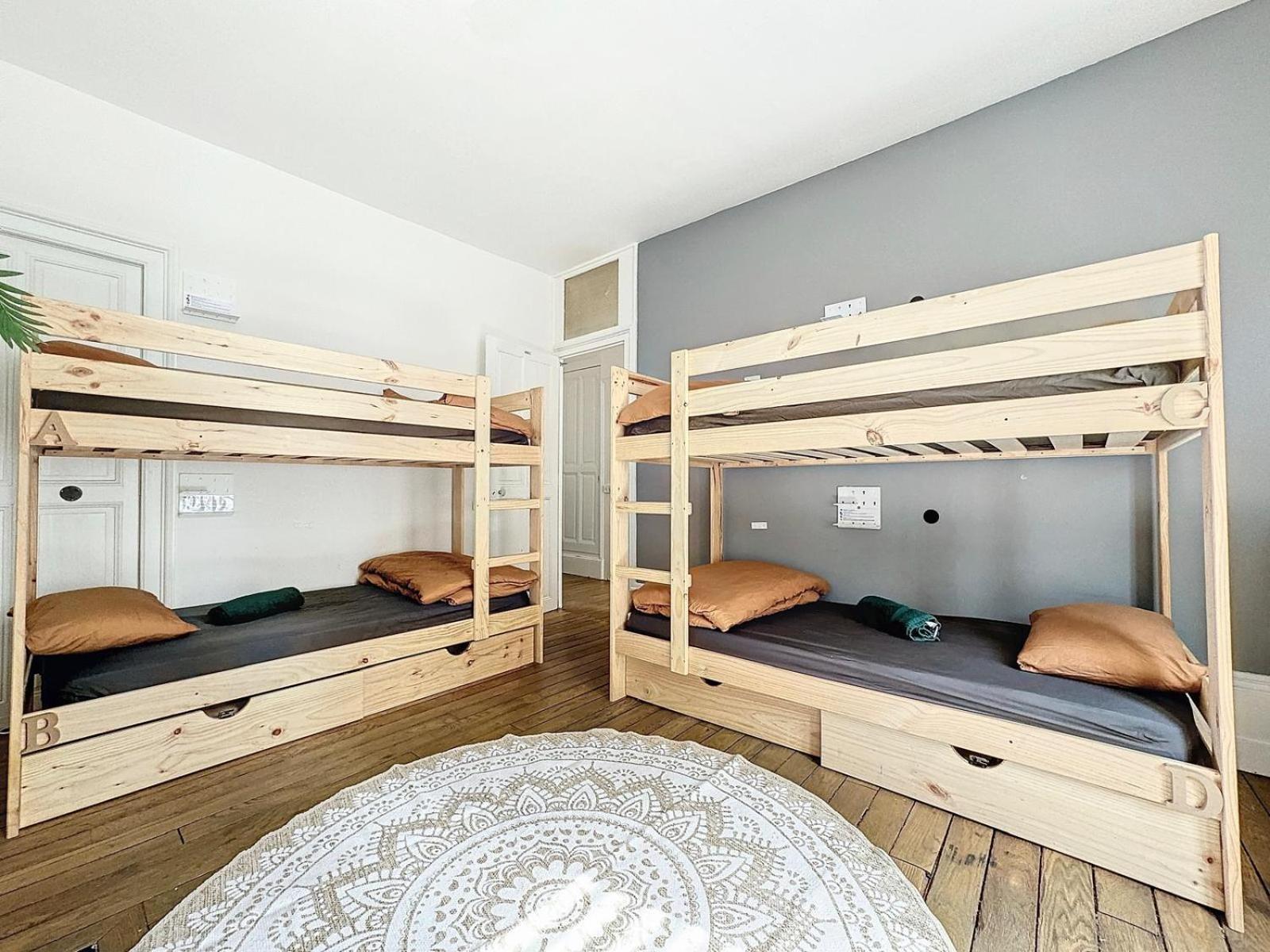 A1 Champagne Residence - 200 M2 14 Personnes 2 Toilets 4 Showers - Hyper Centre - Chalons En Champagne Buitenkant foto