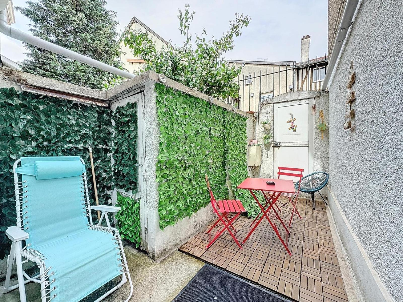 A1 Champagne Residence - 200 M2 14 Personnes 2 Toilets 4 Showers - Hyper Centre - Chalons En Champagne Buitenkant foto